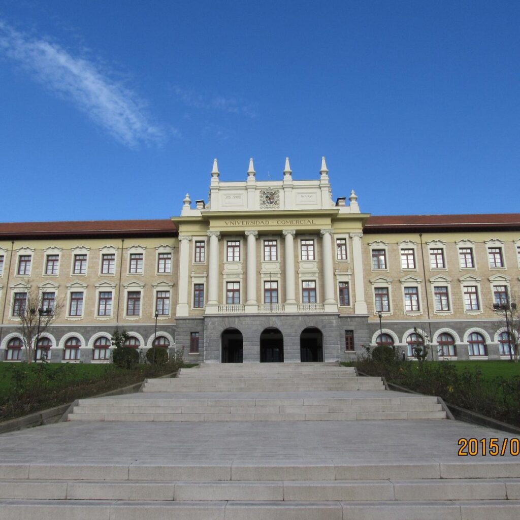 Universidad de Deusto primera universidad privada de españa